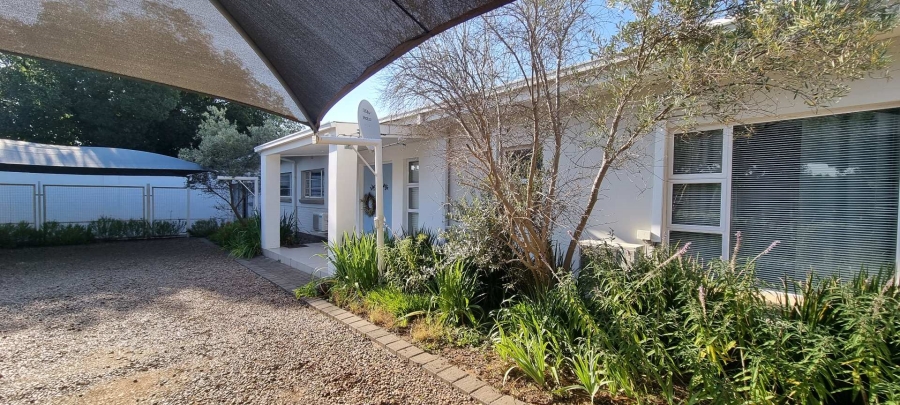 5 Bedroom Property for Sale in Dan Pienaar Free State